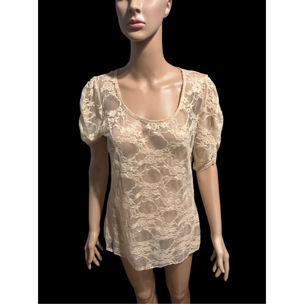Beautiful NEW WITH‎ TAGS WOMEN FTF Fashion to Figure women's tan blouse size 0